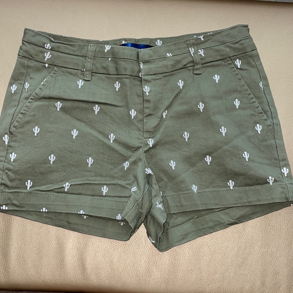 Cactus shorts